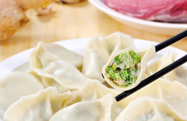 大厨教你小妙招,芹菜更绿,更入味