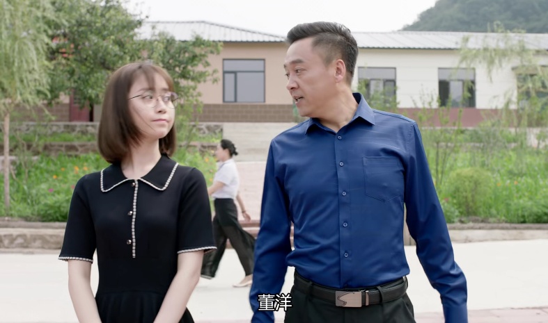 刘一水和杜小双,没有正经八百地将恋情公之于众.