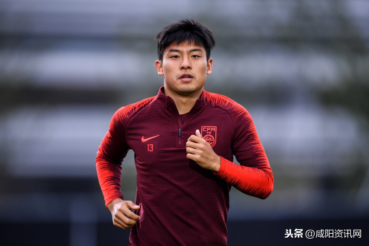 中国职业足球运动员何超