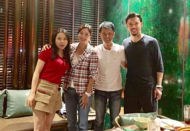 李克勤高调为儿子庆生,12岁Ryan生日惊喜多,能否成下一个鹿晗|李克勤|李立仁|卢淑仪_新浪新闻