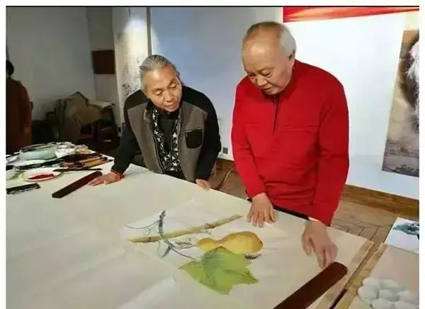 武天庆与齐白石老人的孙女恩师齐丽霞大师的艺术人生__财经头条