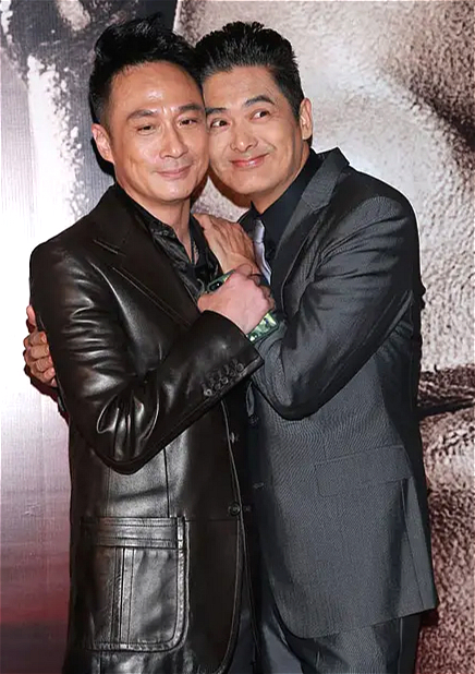 12年周润发出演此片差点被骂死,次年宣布裸捐才扳回一城!