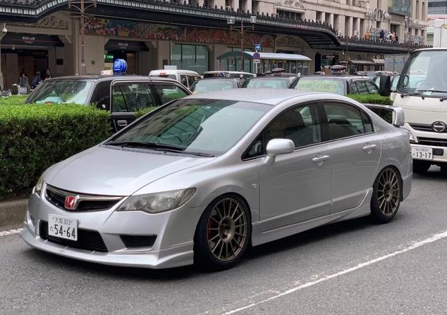 全球人都爱日系车？日本人自己开什么车？