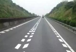 单行路、直行难辨清，这些冷门、“孪生”标识你可知？