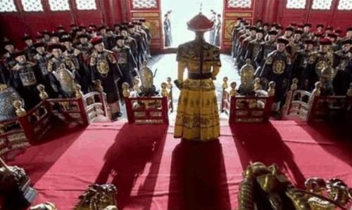 古代君臣之礼的变迁，从跪坐到叩拜，历经千年的演变之路|下跪|皇帝|礼仪_新浪新闻