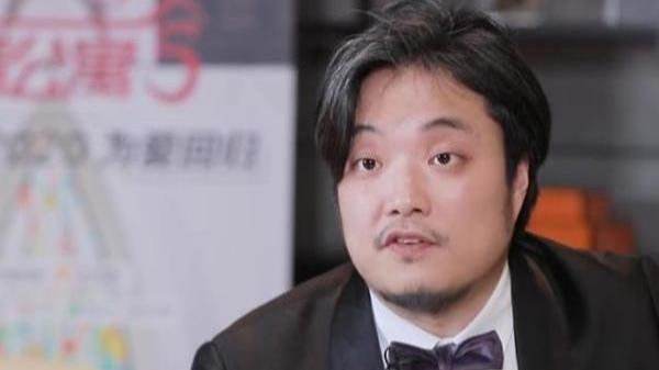 不得不称赞韦正导演的举措有些许赌的含义,他在赌观众对爱情公寓系列