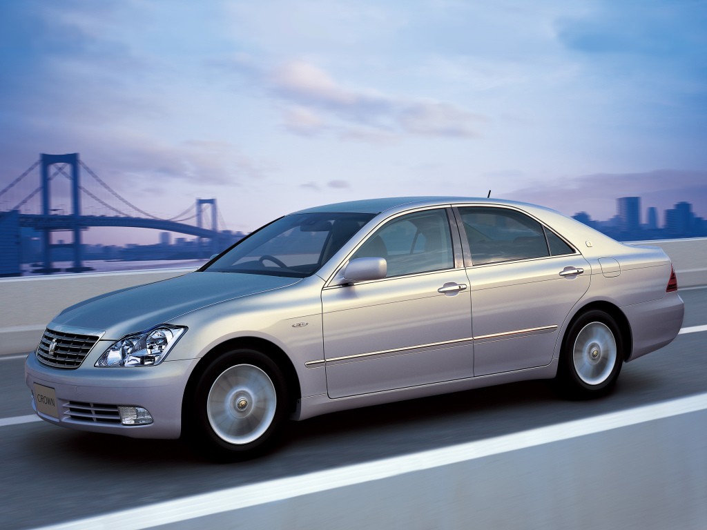 情迷12代丰田皇冠东方典雅风华绝代