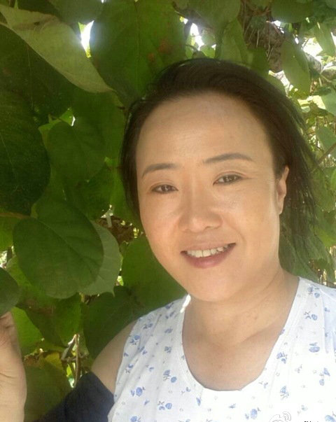 演员,拿上锄和铁锹,就是一个普通农民|乡村爱情12|乡村爱情|孙立荣