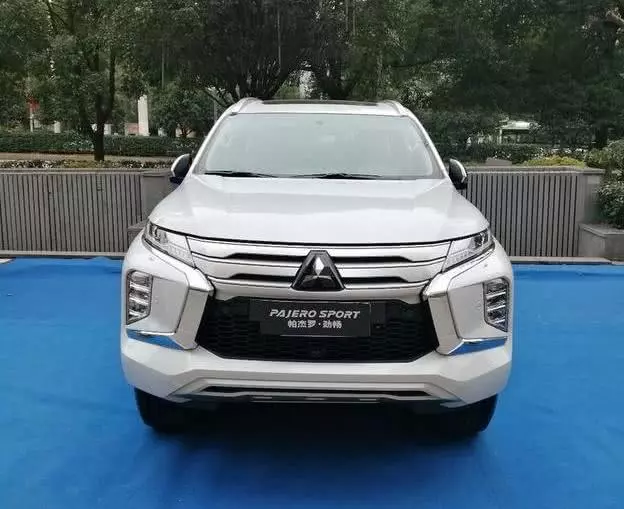 外观霸气 质感升级 曝全新帕杰罗·劲畅国内实车图