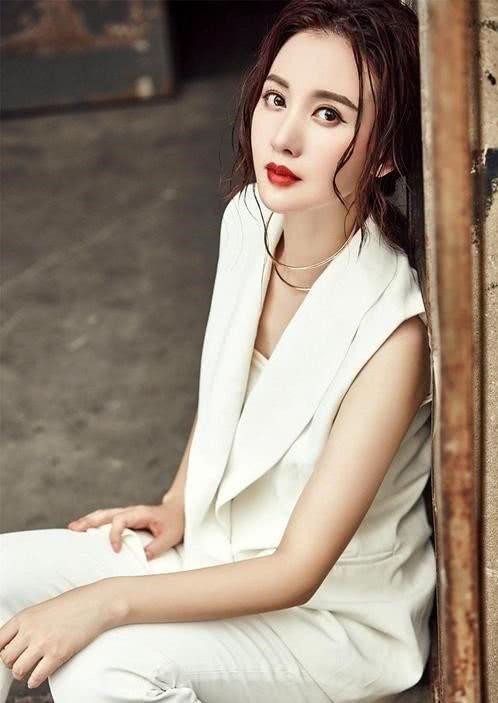 38岁张萌,一个被胡歌喜欢过的女人