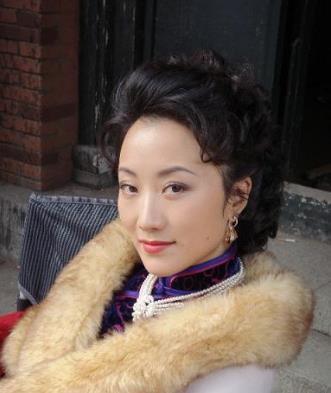 王亚梅,1977年9月22日出生,毕业于中央戏剧学院,中国内地女演员.