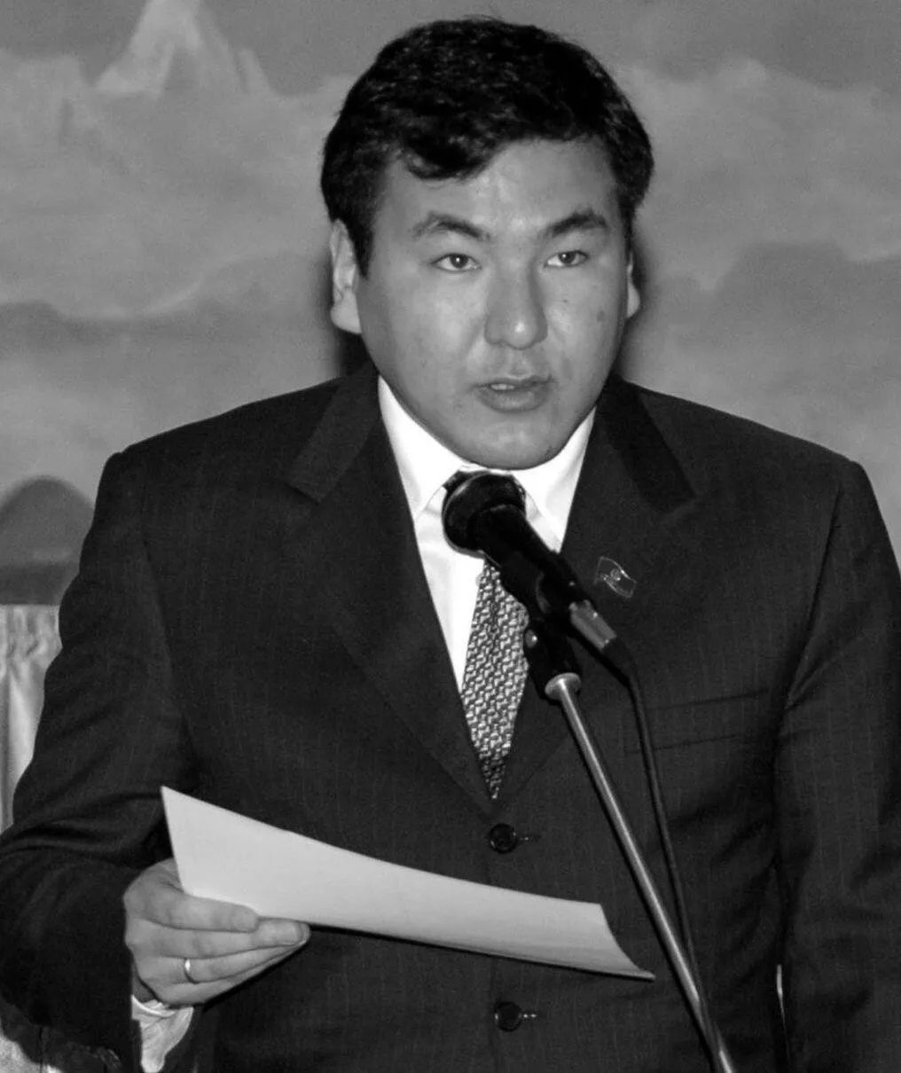 据吉国卫星网消息,吉尔吉斯斯坦前总统阿斯卡尔·阿卡耶夫长子艾达尔