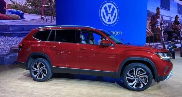 换了大灯和轮毂，全新大众途昂实车来了，原来的“配方”新味道？