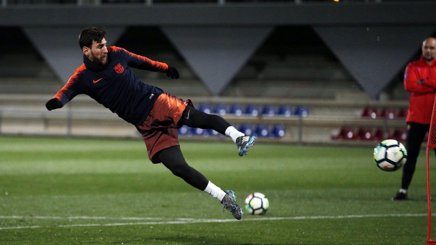 罗纳尔多生涯414球助攻149次, 梅西690球282次助攻, c罗有多少?