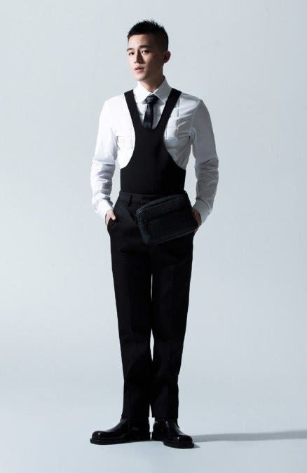 有种"整容"叫分手2年,欧豪还是那么阳光,马思纯却脱胎换骨