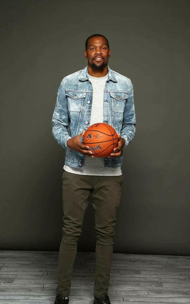 壁纸凯文杜兰特今天的小帅有点帅啊