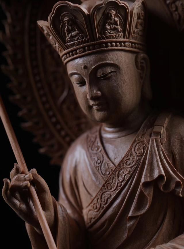 印度老山檀香地藏王菩萨木雕