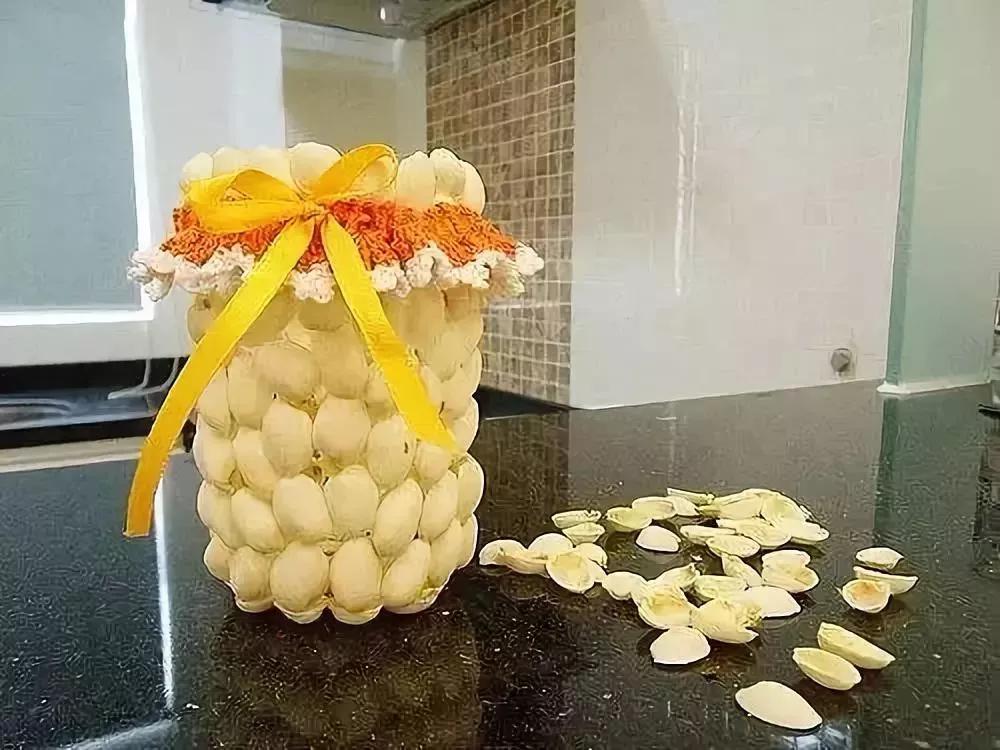 吃完的坚果壳不要扔!给孩子做手工,保证创意一箩筐