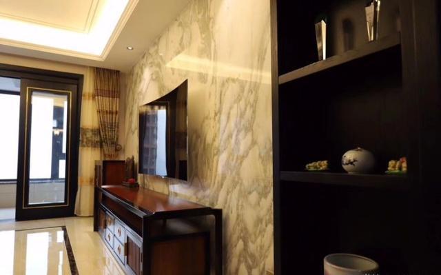 丈母娘看完刚装修完的婚房,一直说好,恨不得年前就把女儿嫁过来