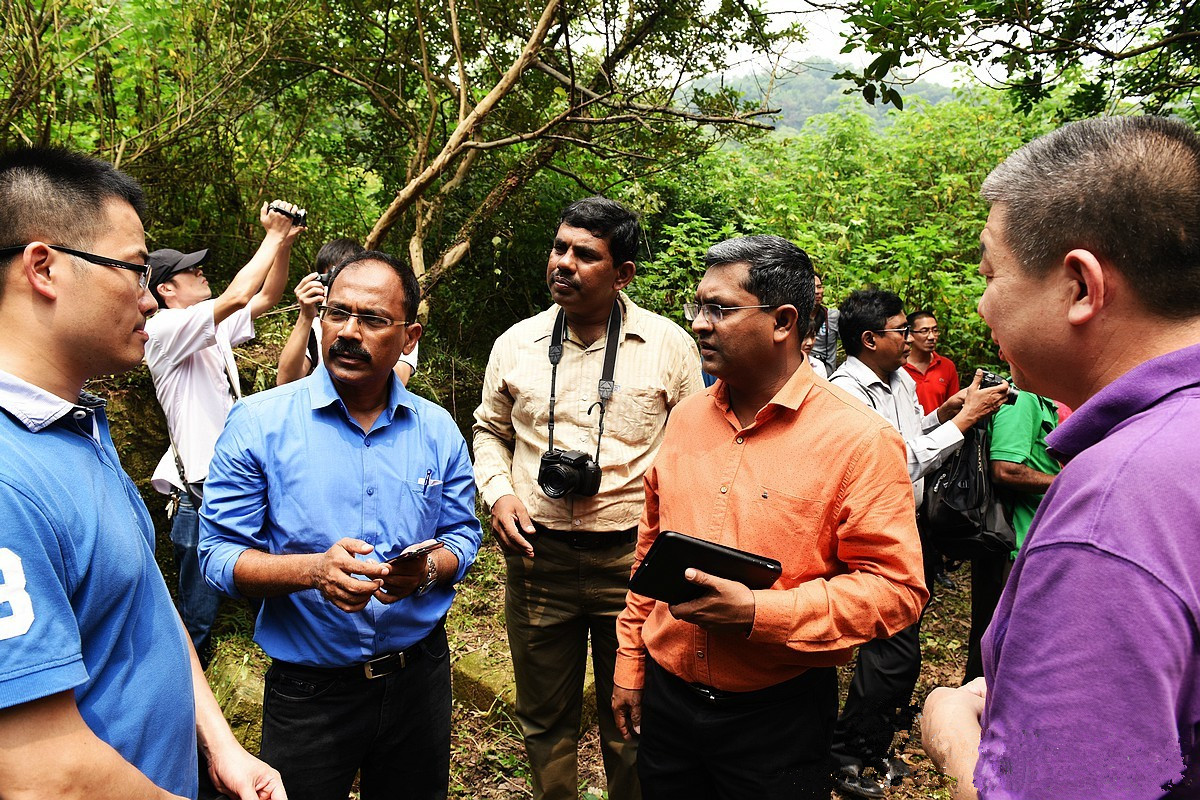 后裔,家族隐藏中国五百余年,祖坟被动无奈亮明身份|斯里兰卡|锡兰|许