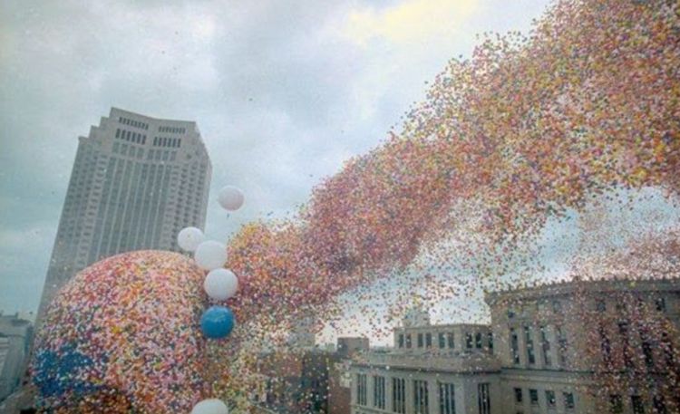 气球升到半空后,接下来让人看傻了眼|气球|恐惧症|气压_新浪新闻