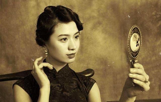 章士钊果然是名人,他的名声也给谈雪卿吓一跳,没想到找这么个大说客.