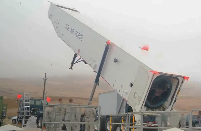 更巧合的是161远海训练编队中的857天枢星舰配备有广域侦察雷达,完全