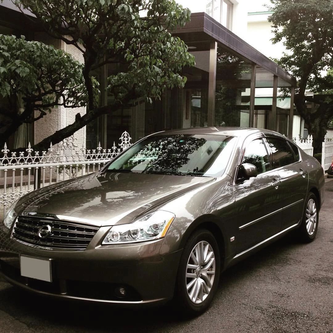 日产风雅,5万块可以买到的大排量自吸后驱房车,原厂四出排气-新浪汽车