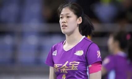 近两年进入国家队的如胡铭媛,杜清清,吴晗都难进国家队一队名单了.