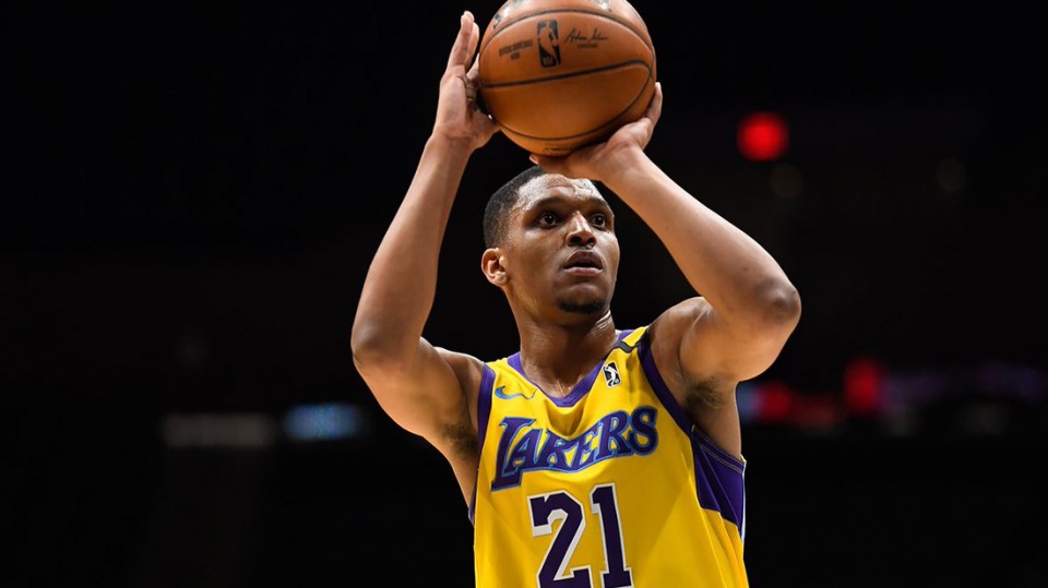 的重磅交易,勇士还将雅各布-埃文斯和奥马里-斯佩尔曼送到森林狼,以及