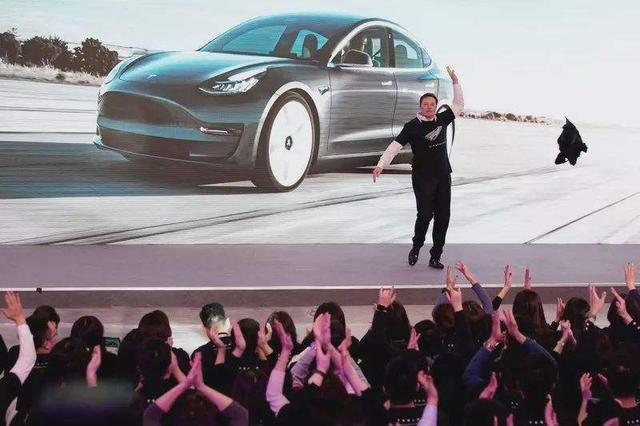 蔚来EC6对比特斯拉Model Y，电动轿跑SUV你更看好谁？