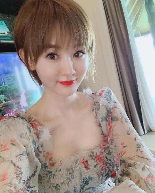 圈外人士,如今29岁成单亲妈妈|周弋楠|乡村爱情12|单亲妈妈_新浪新闻