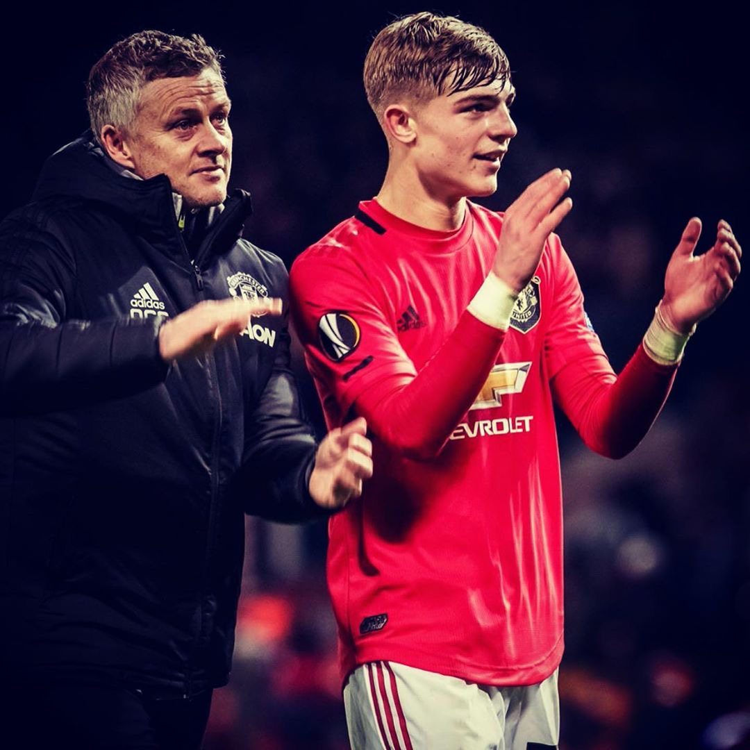 为曼联效力是一生所愿,目标500场