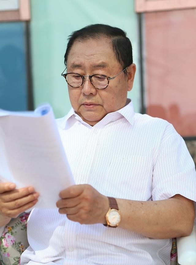 马德华 古稀之年宝刀不老