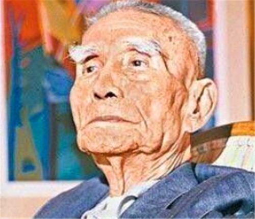 他才是澳门赌圣,赌术超何鸿燊,一次输掉10亿,晚年纵横美国赌场|叶汉