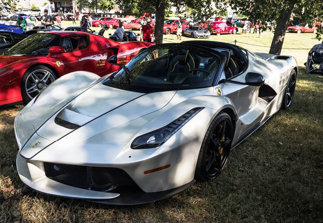 法拉利laferrari敞篷版实车 运动拉风的造型