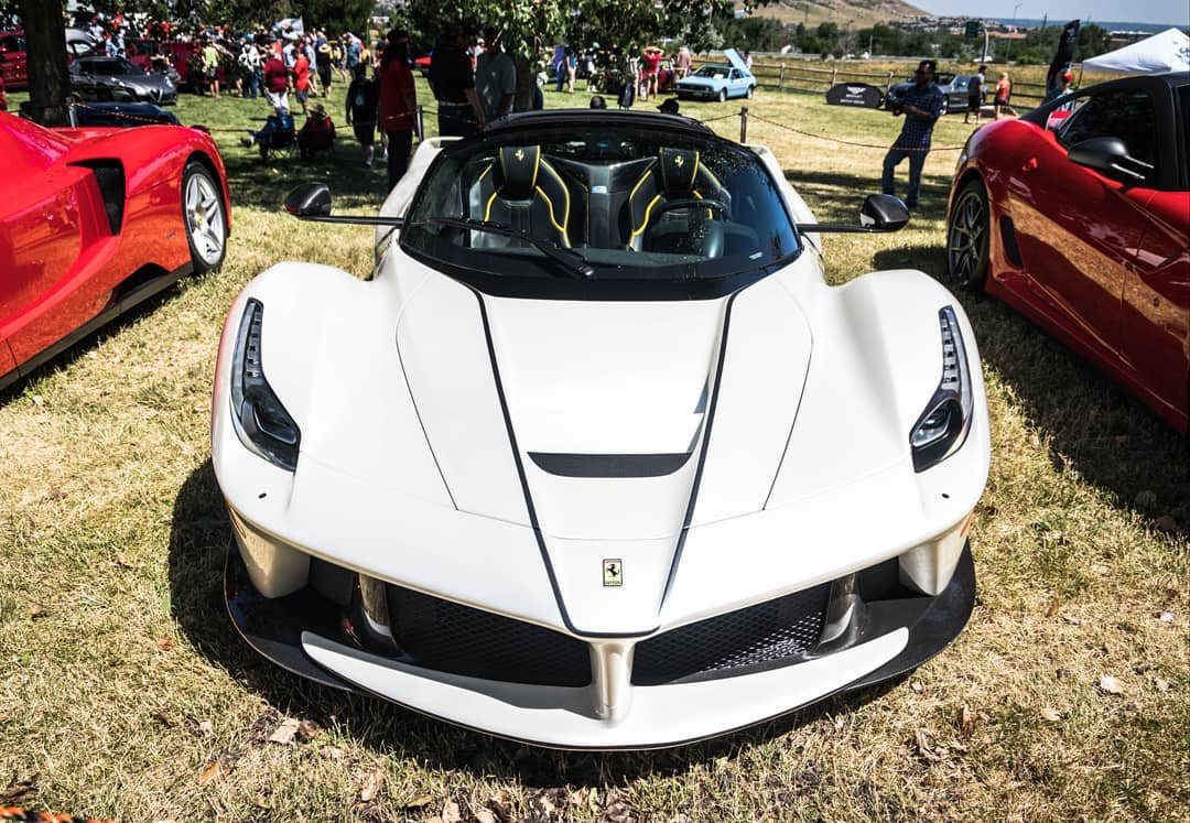 法拉利laferrari敞篷版实车 运动拉风的造型