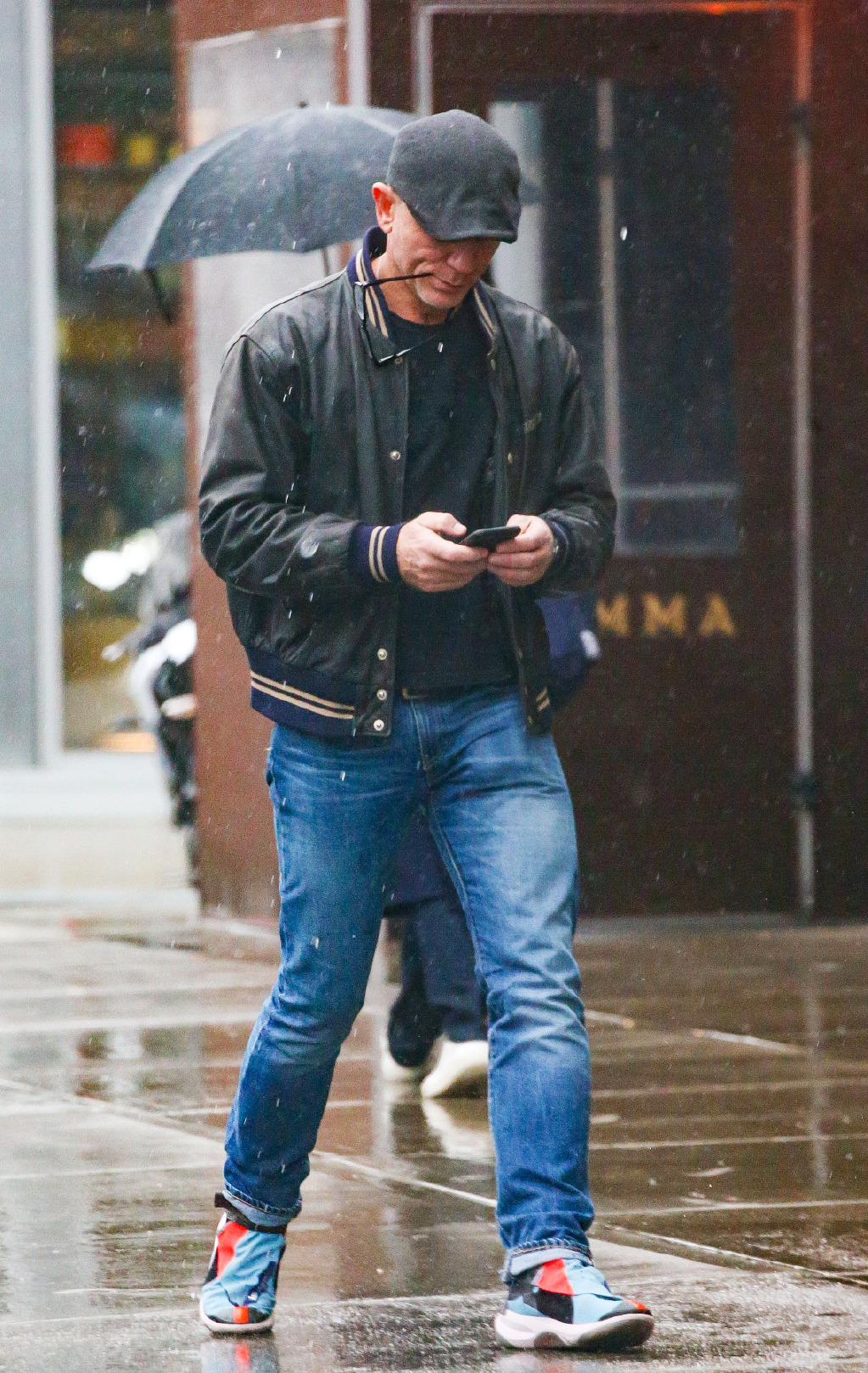 最硬汉的007,身体够硬朗