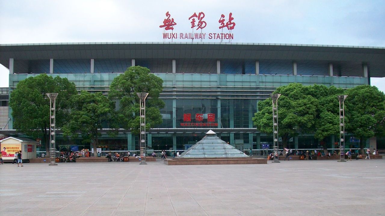 京沪铁路,沪宁城际铁路沿线主要的火车站——无锡站