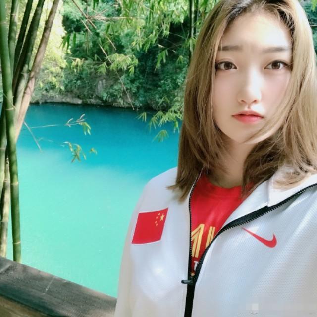 李梦就是中国女篮"詹姆斯·梦",私下里却是大美女哦|李梦|中国女篮