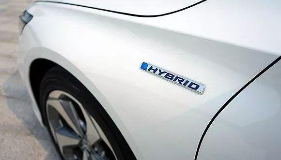 合资B级车的宿命是油电混动还是插电式混动？买车该这样选