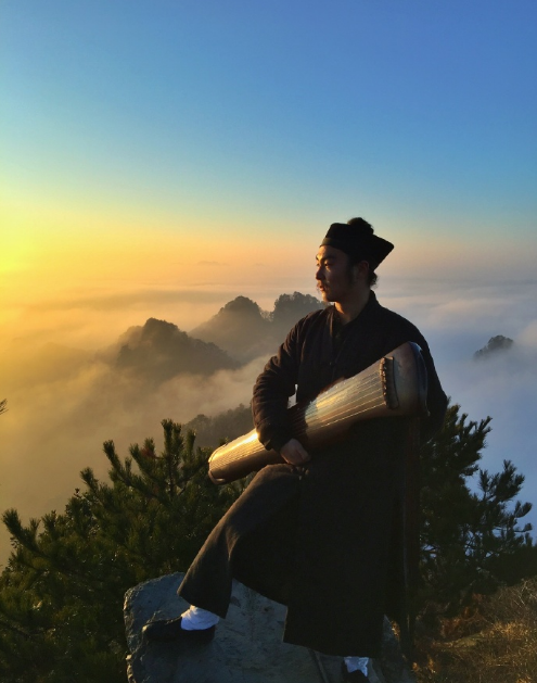 道士下山别闹了武当三丰派请战要赴武汉一线教患者养生功法