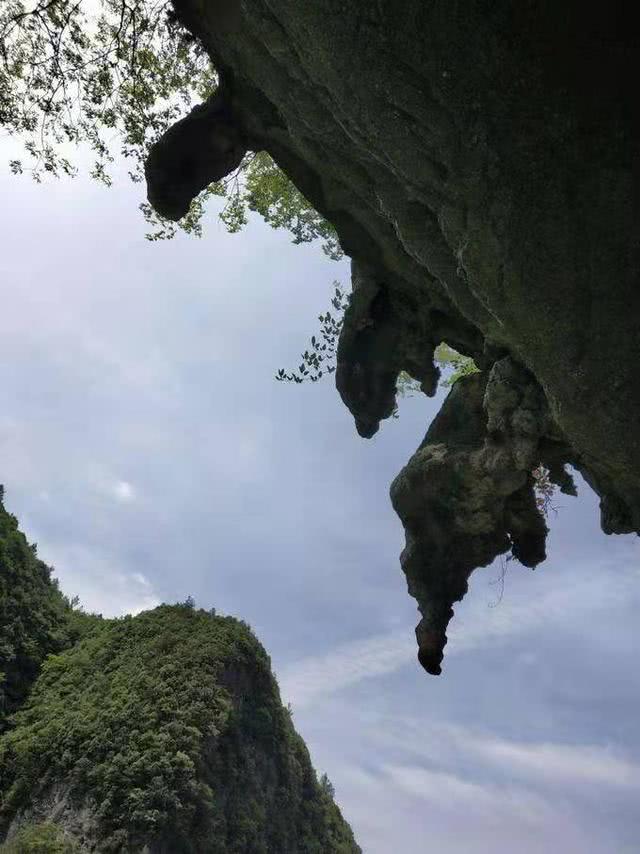 安徽黄山有个古村,景色也不输宏村西递,而且游客不多|石桥|宏村|古村