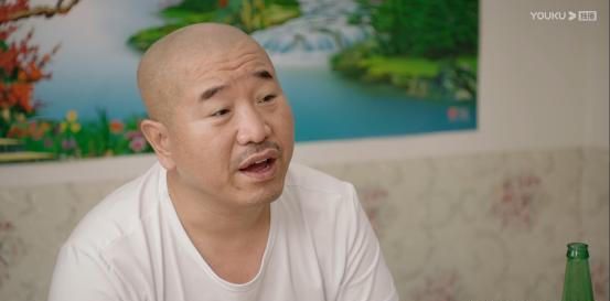 《乡村爱情12》又出名场面!赵四一身清朝服饰爬窗吓倒刘能!