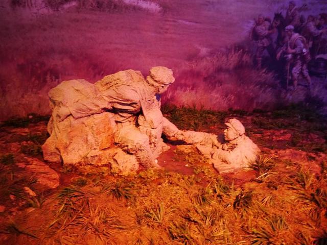 长征中的行军锅,炊事班7人背,一个个倒下,走出草地只剩司务长|粮食|行军锅|炊事班_新浪新闻