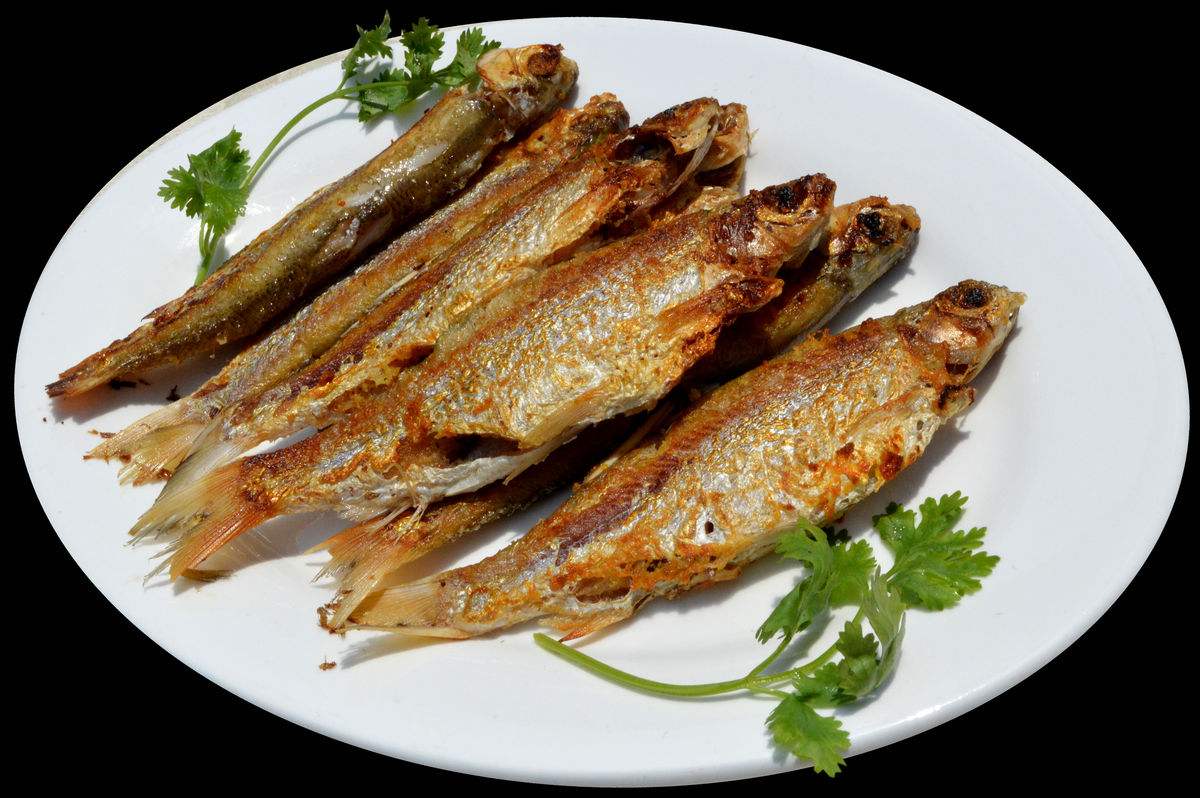 不管煎什么鱼,切记煎鱼有关键的一步,多加这一步,鱼肉不碎