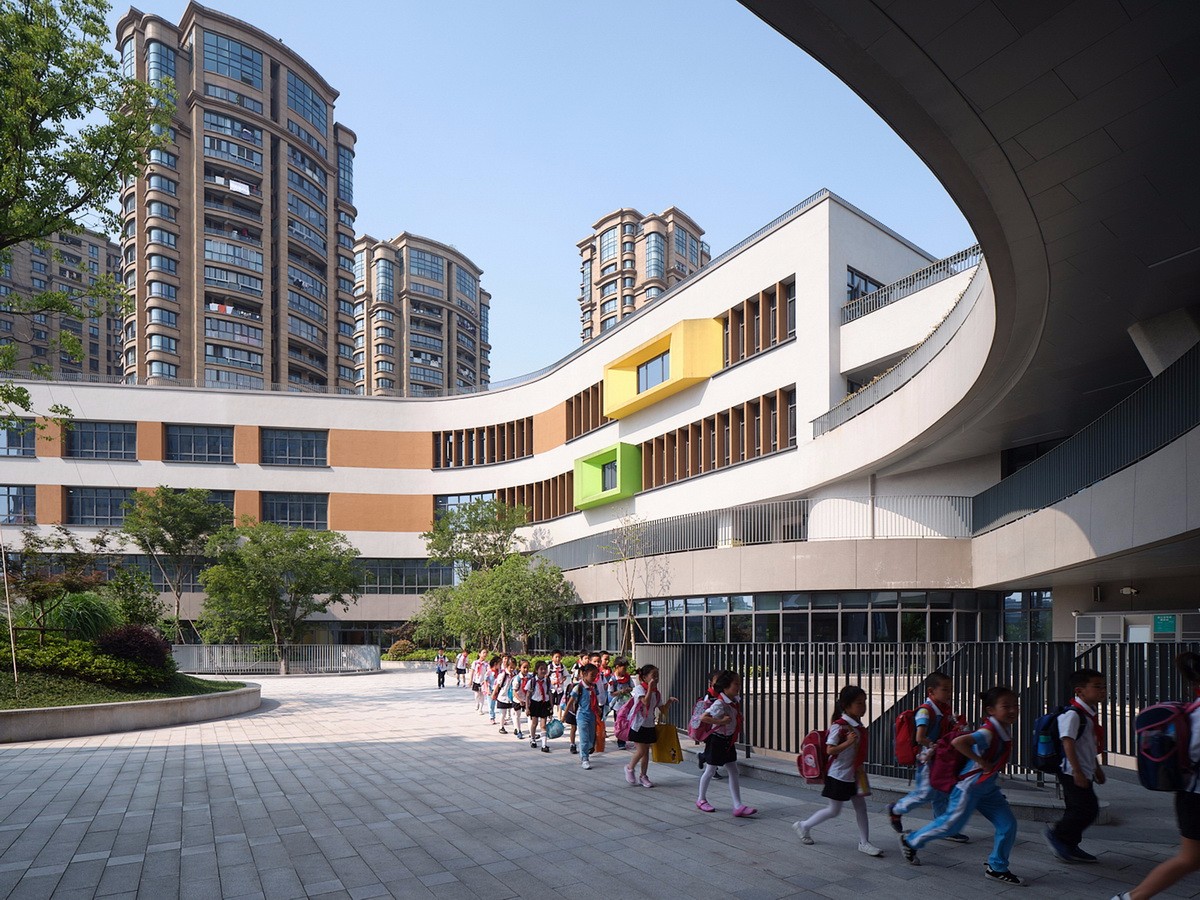 杭州市胜利小学新城校区及附属幼儿园 / 浙江大学建筑设计研究院有限