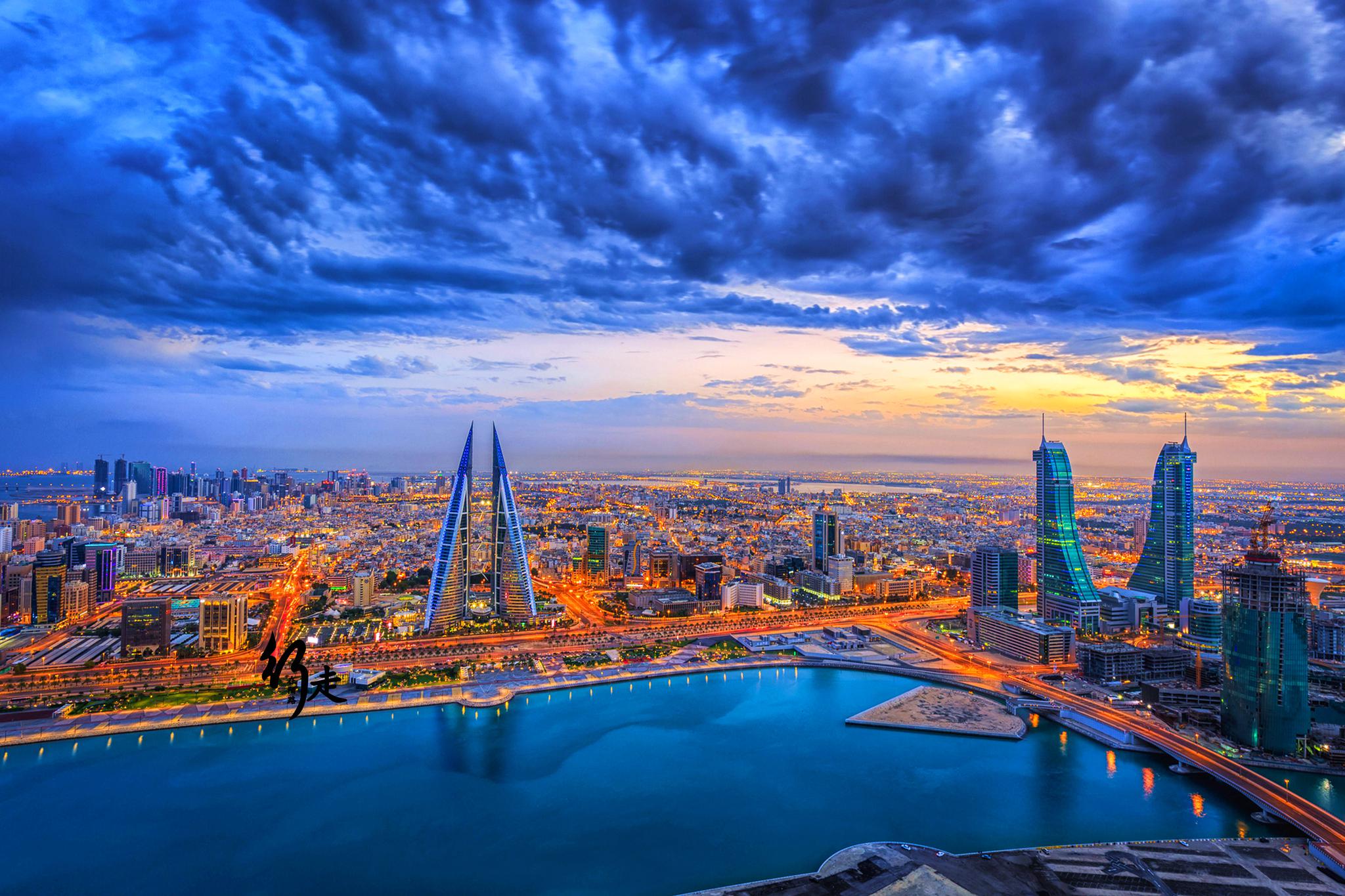 巴林地处沙特与卡塔尔之间,是波斯湾盆地中唯一的群岛国家.