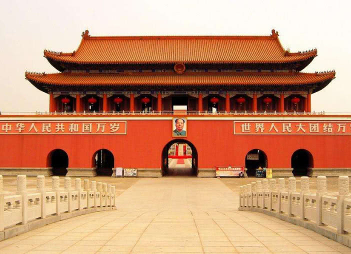 明朝设计师建造的天安门，城墙下5个洞有什么深意，用心良苦！|天安门|皇帝|门洞_新浪新闻