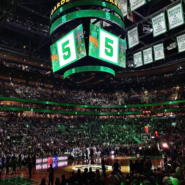 致敬传奇,凯尔特人宣布:下季退役凯文-加内特的5号球衣